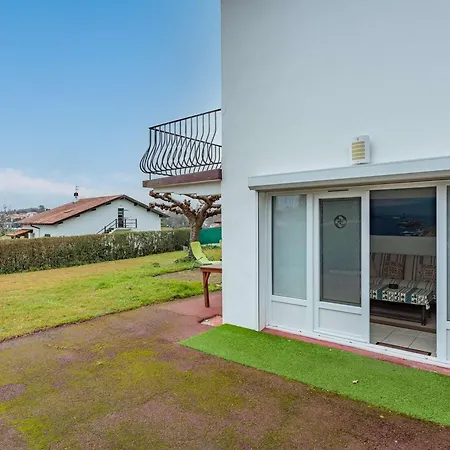 Apartment Agreable Proche Erromardie - 4 Pers. - Fr-1-4-715 Saint-Jean-de-Luz
